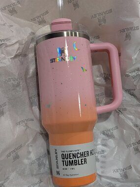 NEW STANLEY cup bottle Quencher FlowState Tumbler Spellcast pink 40oz Halloween